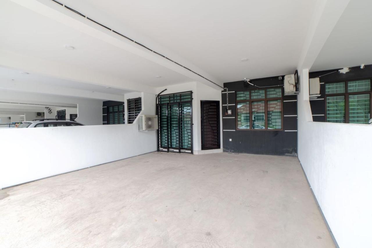 קואנטאן Hilmera Guesthouse מראה חיצוני תמונה